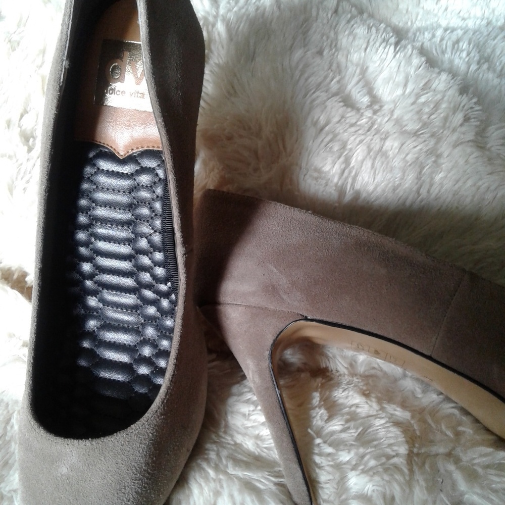 Dolce Vida suede  heels